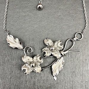 Sterling Bond Boyd Necklace